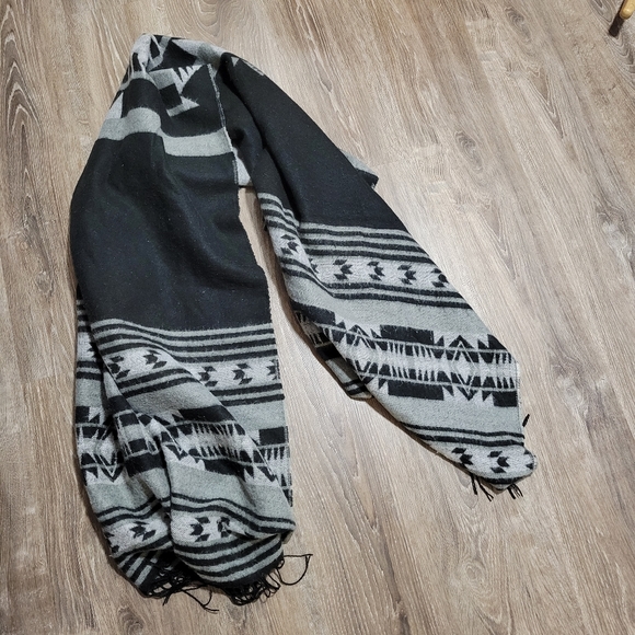 Oversized scarf - Picture 5 of 5